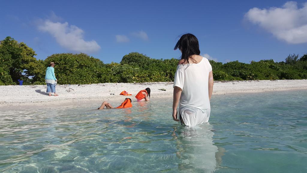 Hotel Equa Reef Maldives Addu City Zewnętrze zdjęcie